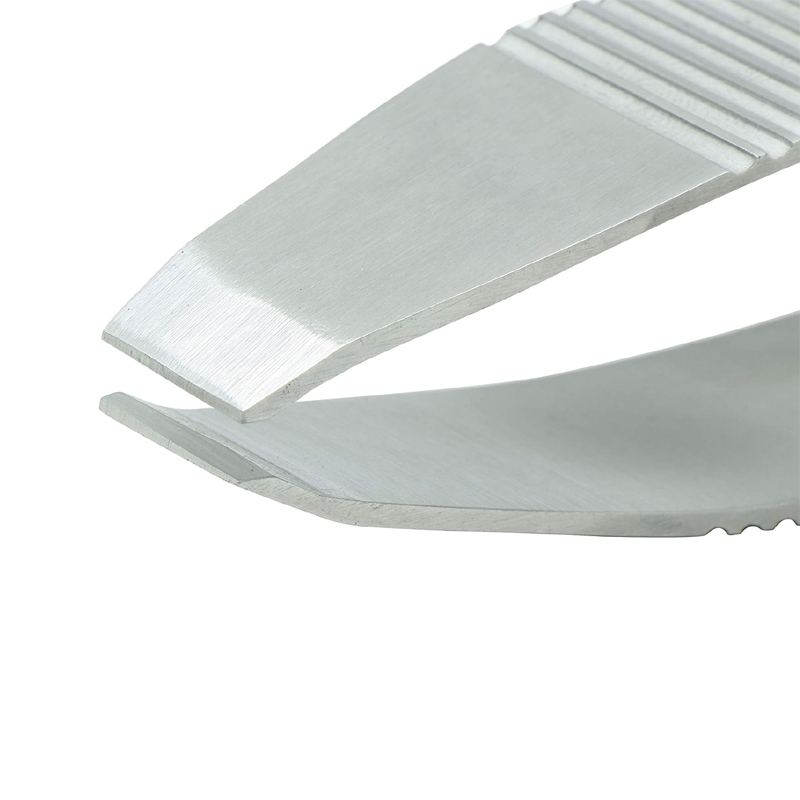delux fishbone tweezer delux fishbone tweezer